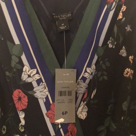Ann Taylor Sleeveless Midi Floral Dress NWT 6P - Picture 3 of 4